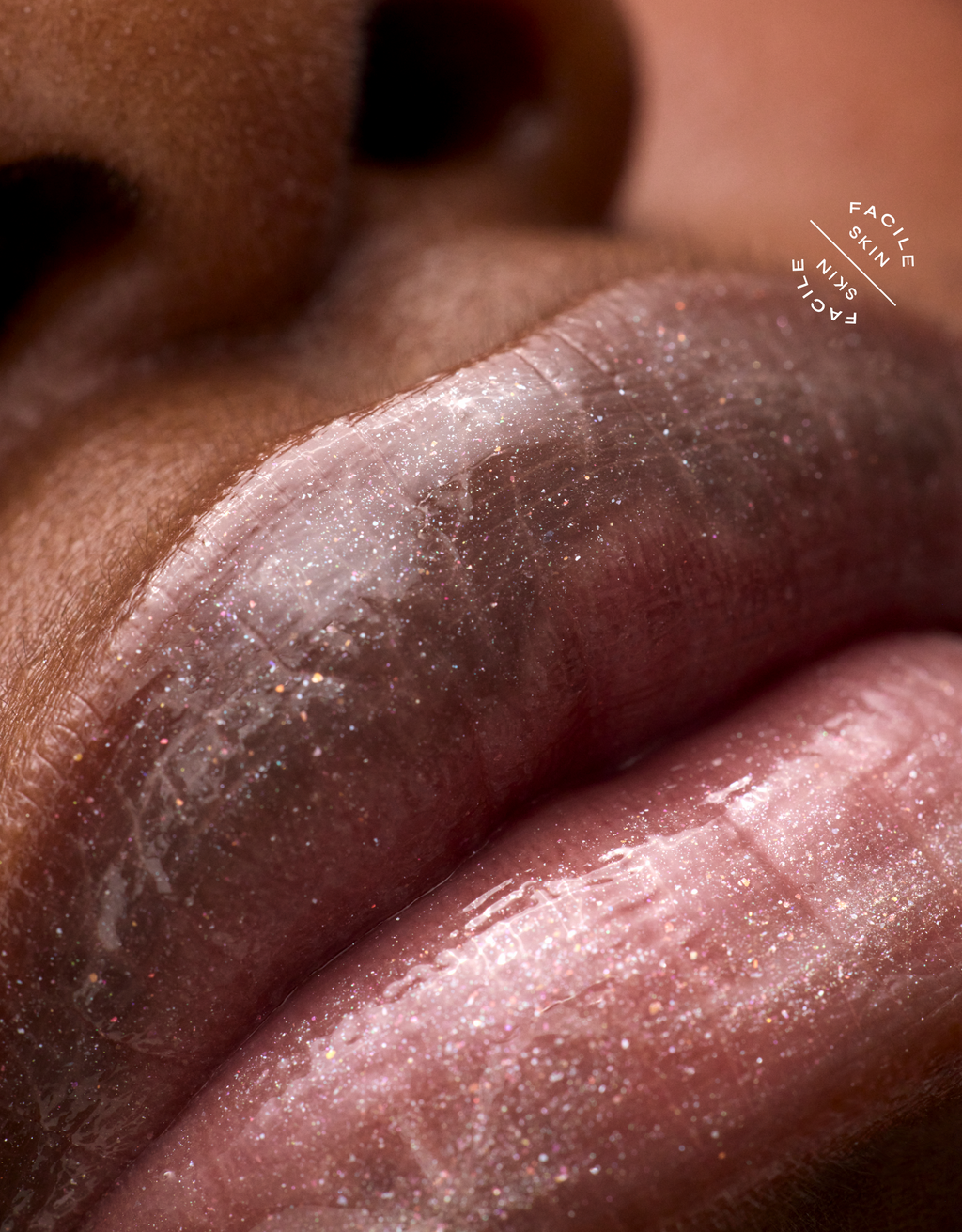 CHAMPAGNE LIP JELLY TINT Hydrating Glossy Peptide Treatment