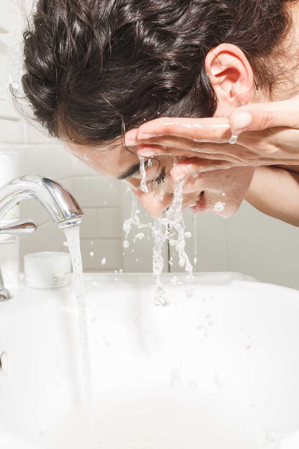 Pure Start Gentle Detoxifying Facial Cleanser